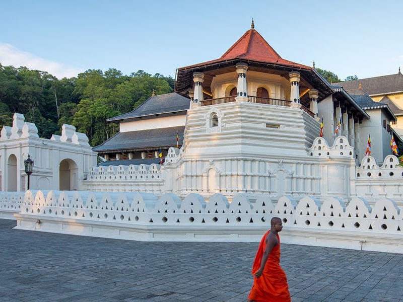 Temple-Of-The-Tooth-Relic